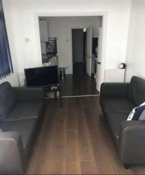 ENSUITE BEDROOM IN HOUSESHARE HOMERTON HACKNEY